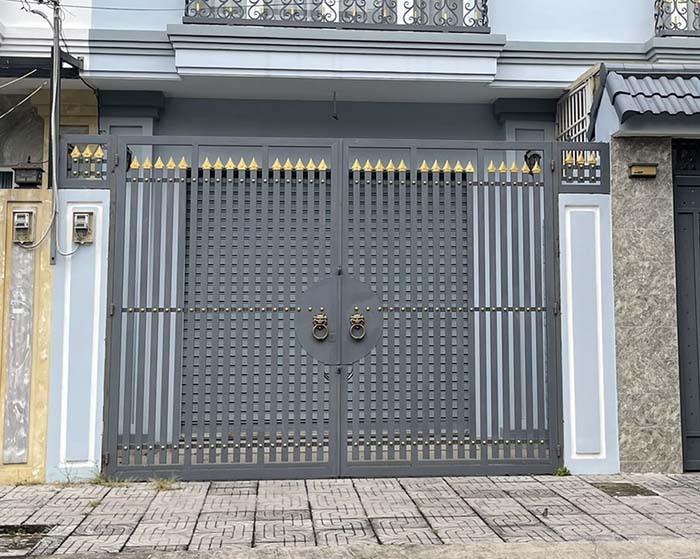 Mẫu cổng sắt hộp 2 cánh